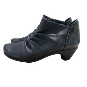 Naot Leather Ankle Booties Black Heeled Boots Side Zip size 41 US 10-10.5